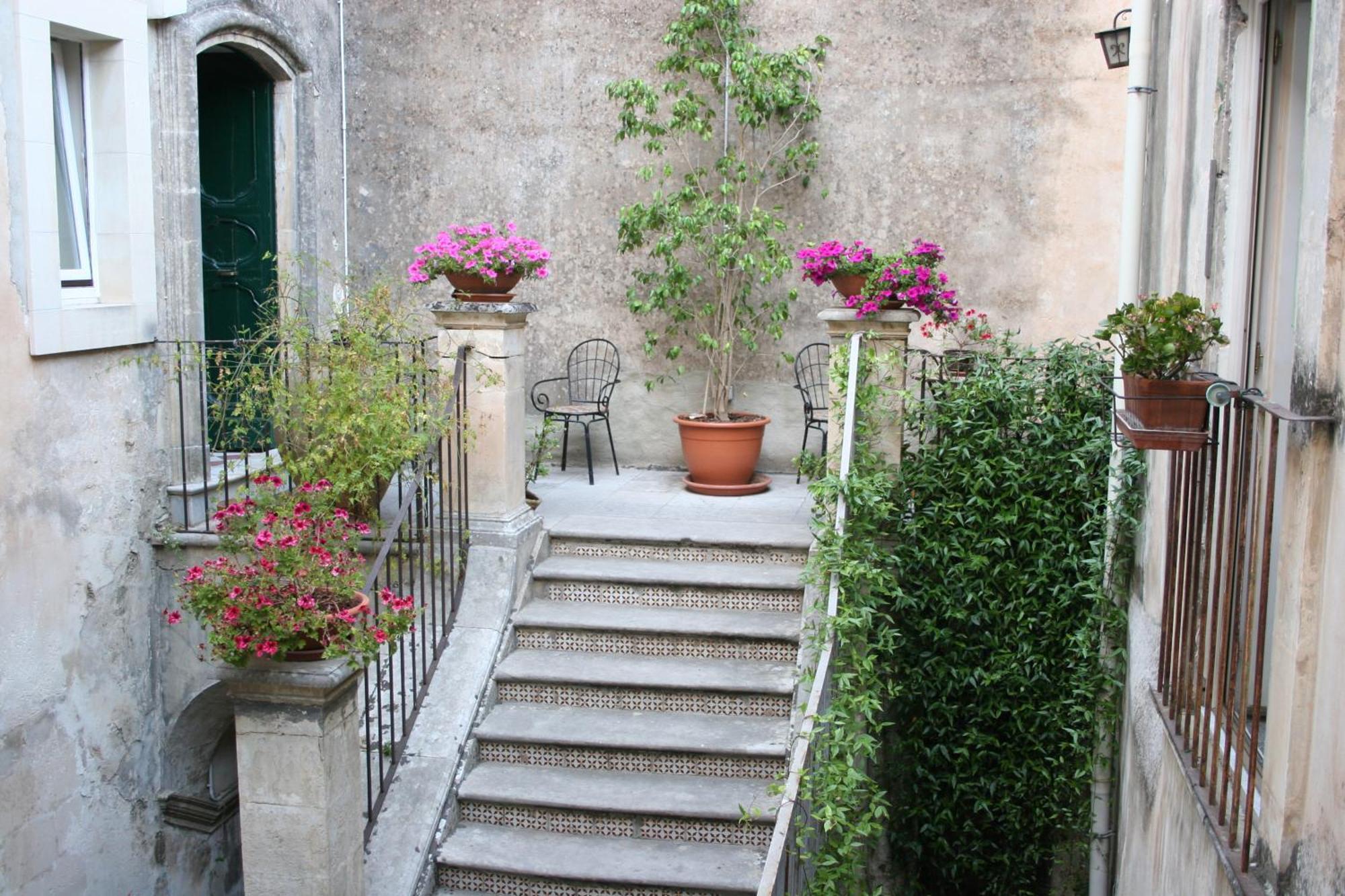 Frühstückspension Palazzo Il Cavaliere De Charme 3*
